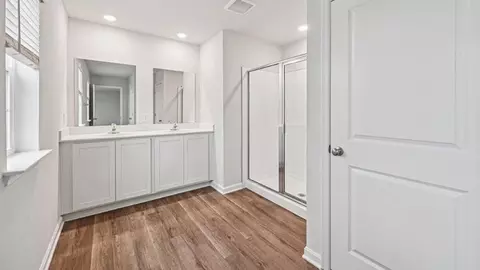 Bath - 820 Spikeresh Way, Joppa, MD 21085 photo 3 of 8