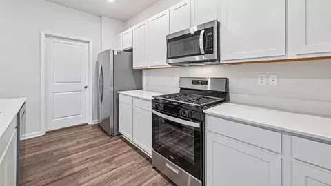 Kitchen - 820 Spikeresh Way, Joppa, MD 21085 photo 4 of 9