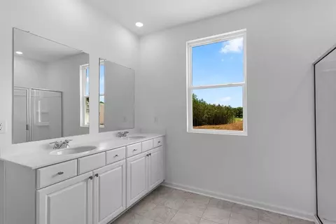 Bath - 3671 Sagecrest Dr, Buford, GA 30519 photo 1 of 11