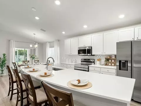 Kitchen - 754 SW 77th Cir, Ocala, FL 34474 photo 2 of 6