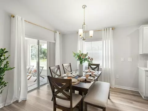 Dining - 754 SW 77th Cir, Ocala, FL 34474 photo 1 of 1