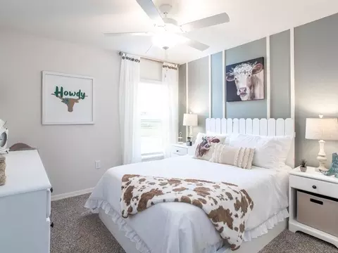 Bedroom - 754 SW 77th Cir, Ocala, FL 34474 photo 1 of 6