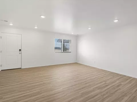 21107 E 65th Ave, Aurora, CO 80019