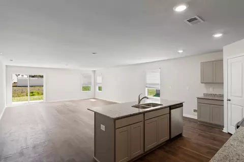 Living - 558 Wilbur Rd, Conway, SC 29527 photo 1 of 9