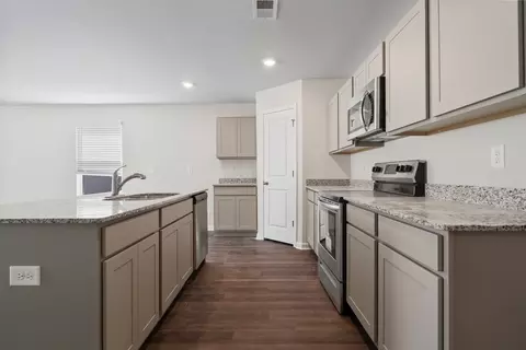 Kitchen - 558 Wilbur Rd, Conway, SC 29527 photo 1 of 7