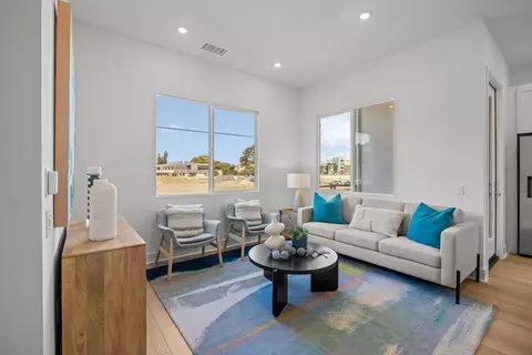 7264 Pointbreak Dr, Huntington Beach, CA 92647