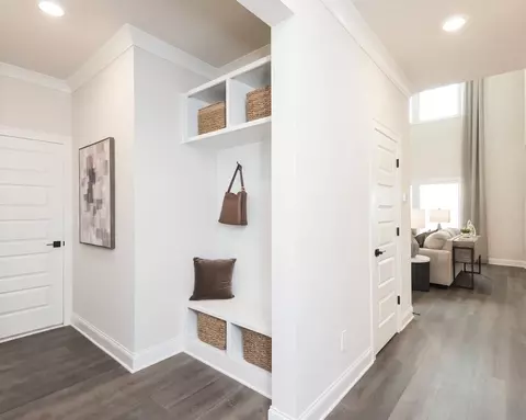 Entry Way - 5585 Cabernet Ln, Braselton, GA 30517 photo 5 of 8