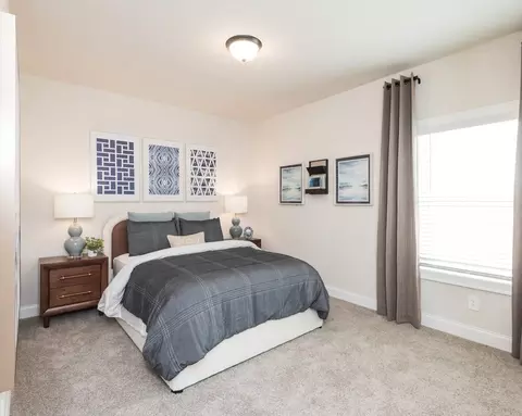 Bedroom - 5585 Cabernet Ln, Braselton, GA 30517 photo 4 of 9