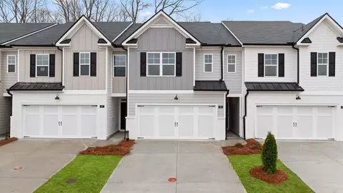 499 Reflection Dr, Stockbridge, GA 30281