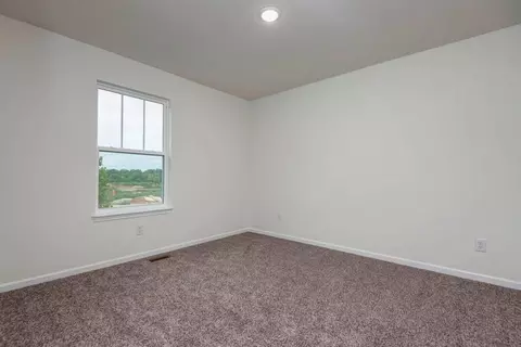 Bedroom - 822 S Ridgemont Dr, Nixa, MO 65714 photo 1 of 3