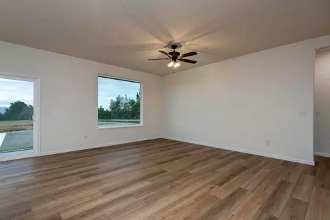 Living - 822 S Ridgemont Dr, Nixa, MO 65714 photo 4 of 4