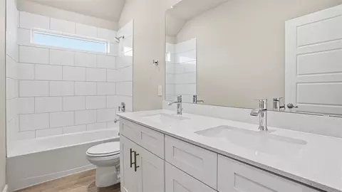 Bath - 16828 Stack St, Justin, TX 76247 photo 4 of 8