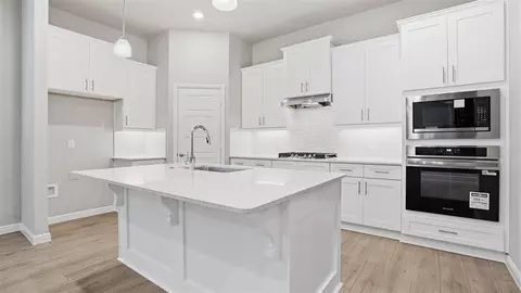 Kitchen - 16828 Stack St, Justin, TX 76247 photo 1 of 2