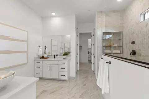 Bath - 13781 S Marrs Ranch Rd, Vail, AZ 85641 photo 1 of 1