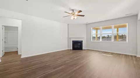 Living - 903 Innisbrook Dr, Evans, GA 30809 photo 1 of 5