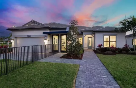 9280 Cape Honey Bee Ln, Lake Worth, FL 33467