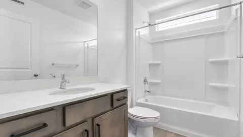 Bath - 1993 E Corriente Dr #344, Salem, UT 84653 photo 2 of 6