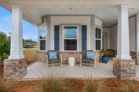 Exterior - 4582 Sago Palm Cir, Pace, FL 32571 photo 2 of 5