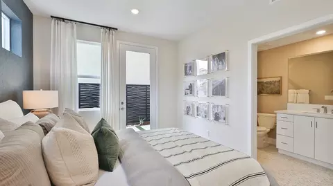 Bedroom - 27414 Hackberry Pl, Valencia, CA 91381 photo 3 of 7