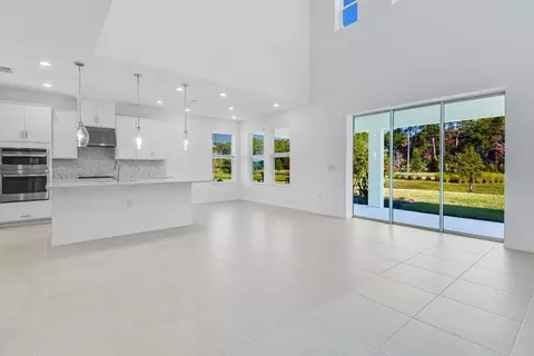 581 Moon Shell Cir, New Smyrna Beach, FL 32168