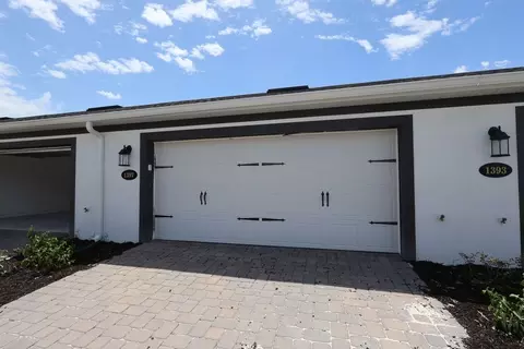 Exterior - 1397 Hyde St, Saint Cloud, FL 34771 photo 8 of 11