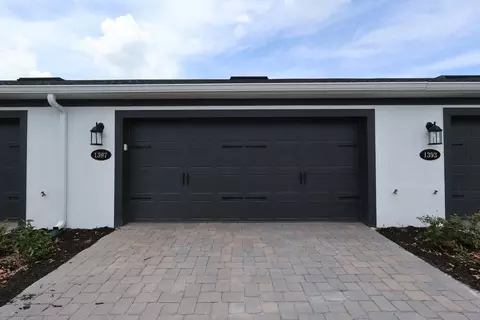 Exterior - 1397 Hyde St, Saint Cloud, FL 34771 photo 5 of 9