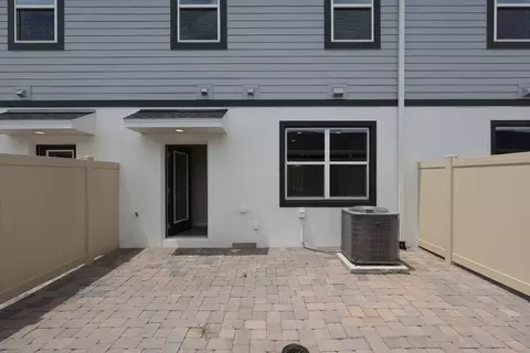 Exterior - 1397 Hyde St, Saint Cloud, FL 34771 photo 6 of 9