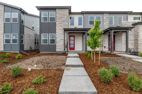 Exterior - 20520 E 58th Ave, Aurora, CO 80019 photo 7 of 22
