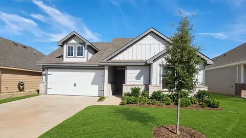 1944 Freeman St, Tyler, TX 75704