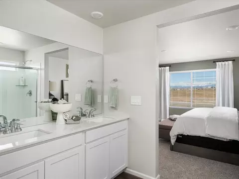 Bath - 9389 Foxfire St, Longmont, CO 80504 photo 1 of 5