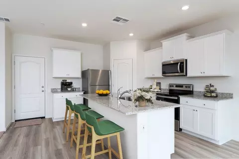 Kitchen - 2244 Dustie Dr, Newman, CA 95360 photo 1 of 3