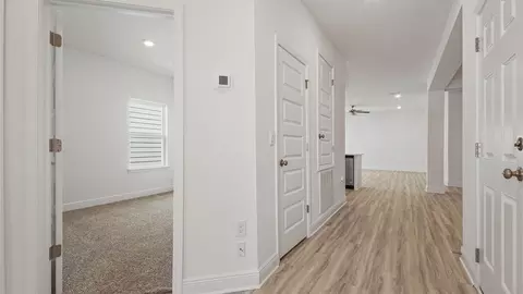 Entry Way - 122 Gray Owl Dr E, Freeport, FL 32439 photo 1 of 6