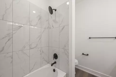 Bath - 313 Boots Ct, Lorena, TX 76655 photo 3 of 8