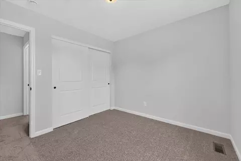 Bedroom - 507 Mountain View Dr, Wright City, MO 63390 photo 6 of 7