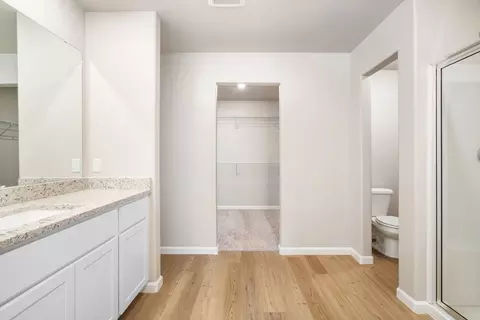 Entry Way - 709 Ashleigh Dr, Tuttle, OK 73089 photo 4 of 5