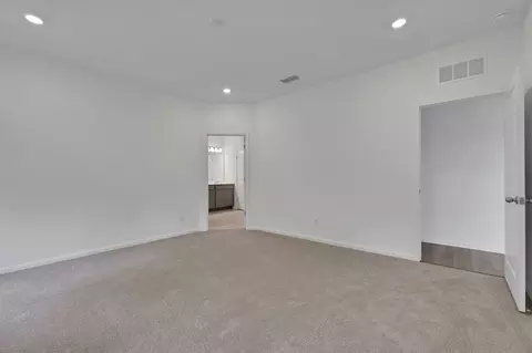 Bedroom - 537 Barbosa Trl, Saint Augustine, FL 32095 photo 1 of 8