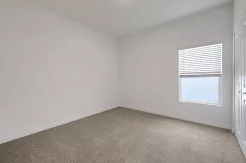 Bedroom - 537 Barbosa Trl, Saint Augustine, FL 32095 photo 6 of 8