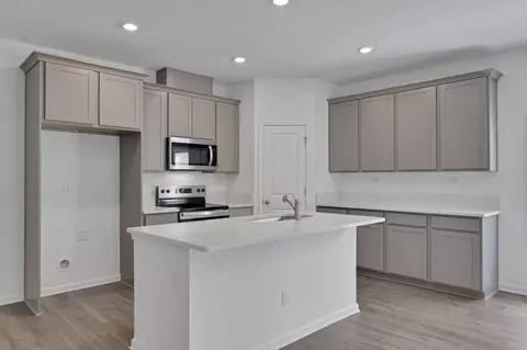 Kitchen - 537 Barbosa Trl, Saint Augustine, FL 32095 photo 1 of 7