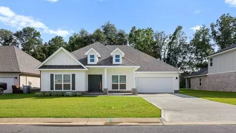 5607 Clarity St, Milton, FL 32570
