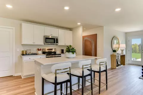 Kitchen - 277 Sparrow Ln, Thomson, GA 30824 photo 3 of 5