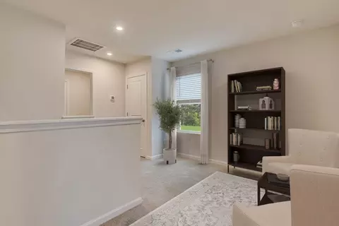 Entry Way - 277 Sparrow St, Thomson, GA 30824 photo 1 of 1