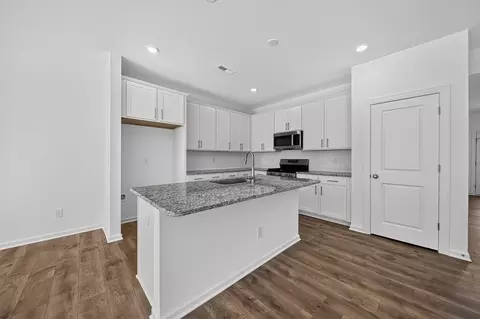 333 Sweetbay Tree Dr, Wendell, NC 27591