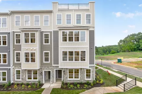 60 Ashwood Blvd, Charlottesville, VA 22911
