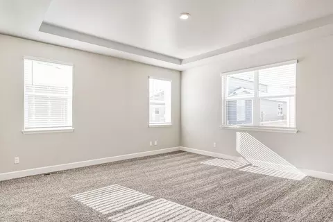Living - 957 Andrews Crest Dr, Berthoud, CO 80513 photo 4 of 4