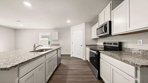 Kitchen - 24787 Berry Ridge Ln, Springfield, LA 70462 photo 3 of 3