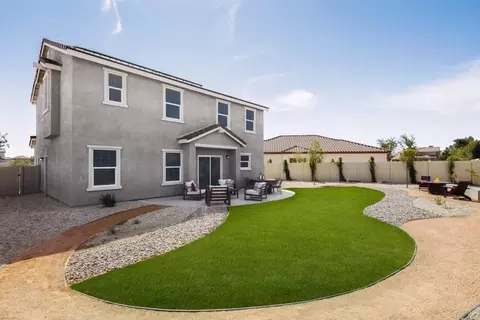 Exterior - 2128 E Norberry Dr, Lancaster, CA 93535 photo 3 of 9