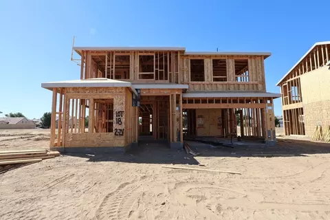 Exterior - 2128 E Norberry Dr, Lancaster, CA 93535 photo 2 of 9