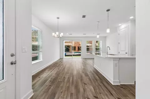 Living - 800 Bluestem St, Yulee, FL 32097 photo 1 of 2
