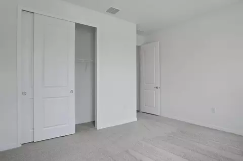 Bedroom - 7823 Glen Lily Pl, Parrish, FL 34219 photo 3 of 10