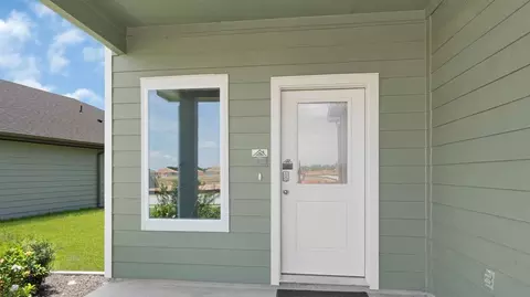 Exterior - 2610 Ranch View Ct, Rosenberg, TX 77471 photo 6 of 8